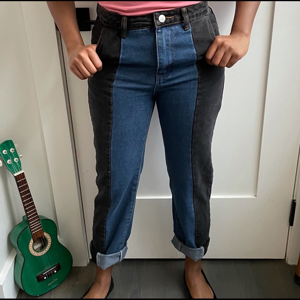 [SHEIN] Two Tone Pocket Side Mom Jeans